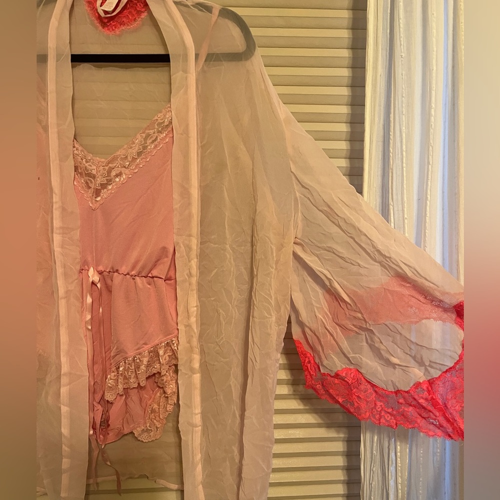 Sugar thrillz teddy with sheer robe